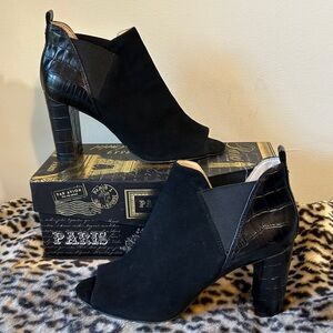 Marc Fisher Black Suede Leather Croc Reptile Open Toe Ankle Booties